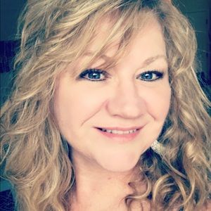 Meet your Posher, Diedra